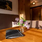 Aparthotel Bergrast - Charming & Summercard