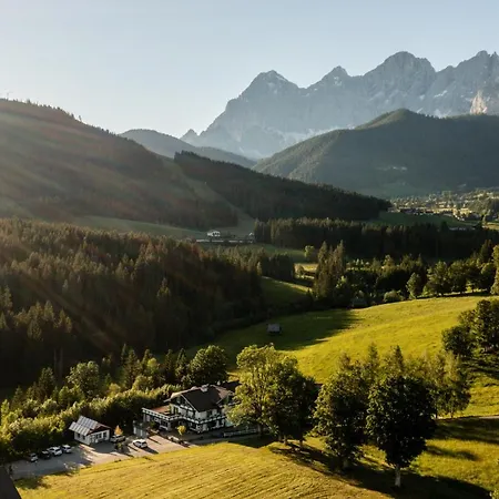 Landhaus&ferienwohnungen Bergrast Aparthotel 4*