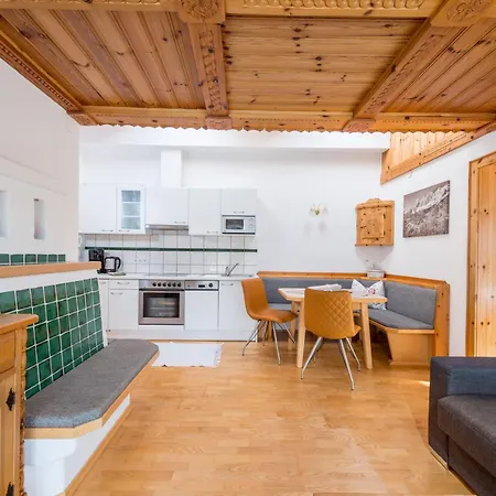 & Bergrast رامساو أم داتشستين