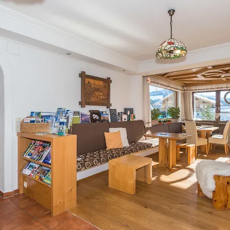 Ξενοδοχείο με διαμερίσματα Landhaus & Ferienwohnungen Bergrast Ramsau am Dachstein