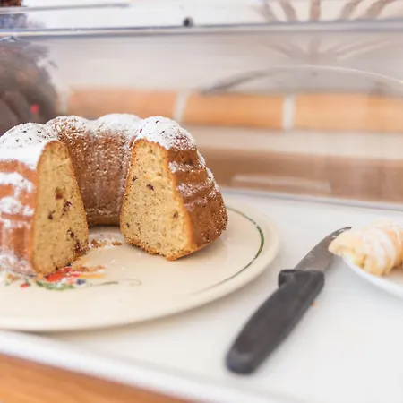 Landhaus & Ferienwohnungen Bergrast Ξενοδοχείο με διαμερίσματα 4*