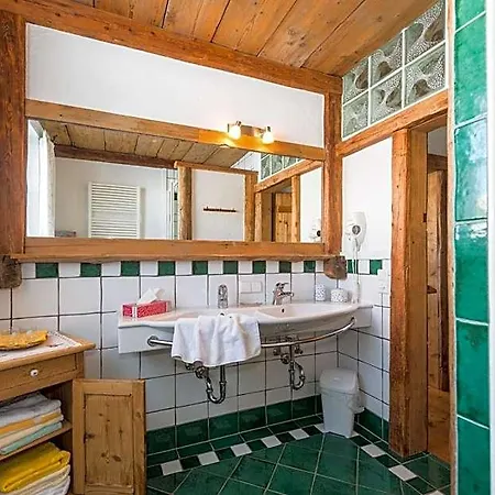 Aparthotel Bergrast - Charming Countryhouse&summercard Ramsau am Dachstein