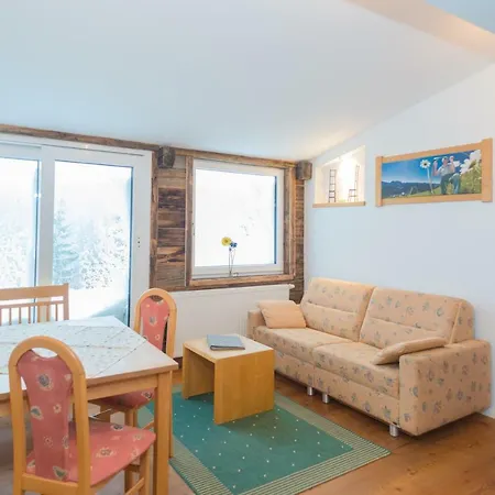 Landhaus & Ferienwohnungen Bergrast Ξενοδοχείο με διαμερίσματα 4*