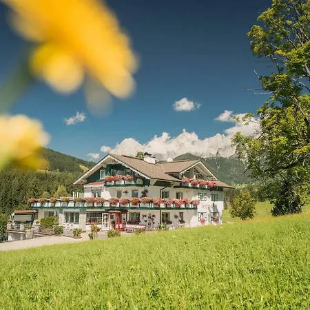 Landhaus&ferienwohnungen Bergrast Aparthotel 4*
