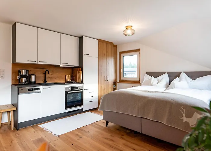 Landhaus & Ferienwohnungen Bergrast Aparthotel