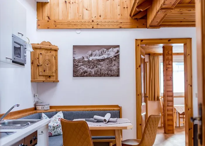 Landhaus & Ferienwohnungen Bergrast Aparthotel Ramsau am Dachstein