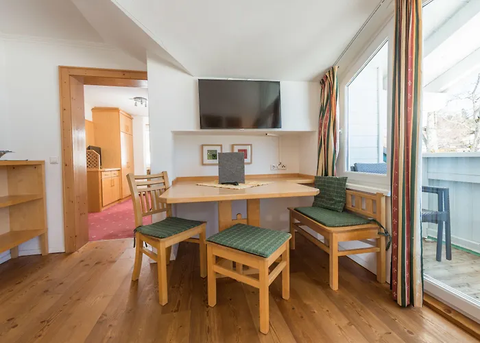 Landhaus&ferienwohnungen Bergrast Aparthotel 4*