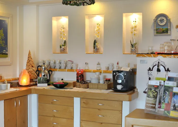 Aparthotel Landhaus & Ferienwohnungen Bergrast 4*