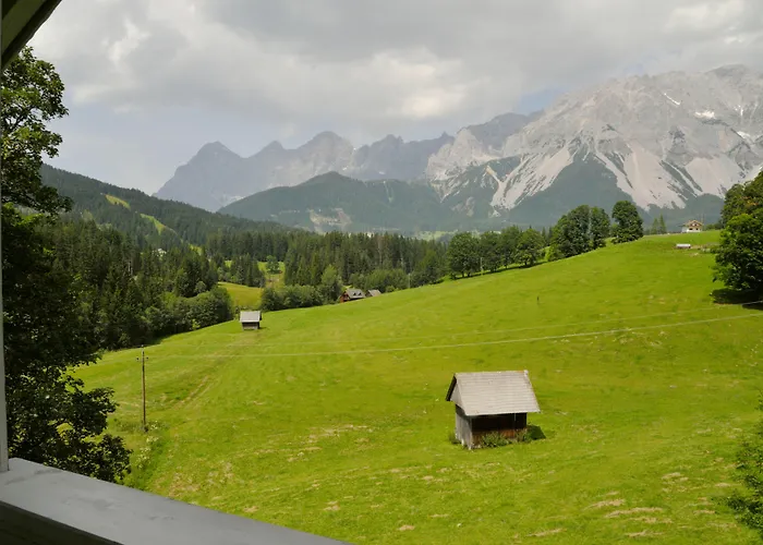 Landhaus & Ferienwohnungen Bergrast Aparthotel Ramsau am Dachstein