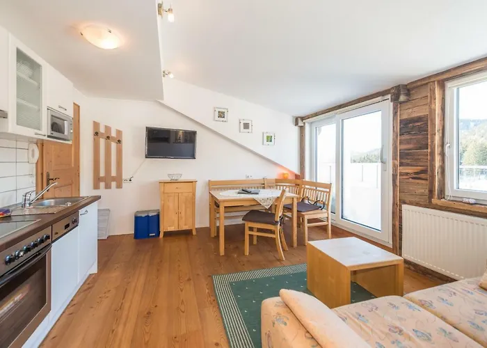 Aparthotel Landhaus & Ferienwohnungen Bergrast 4*